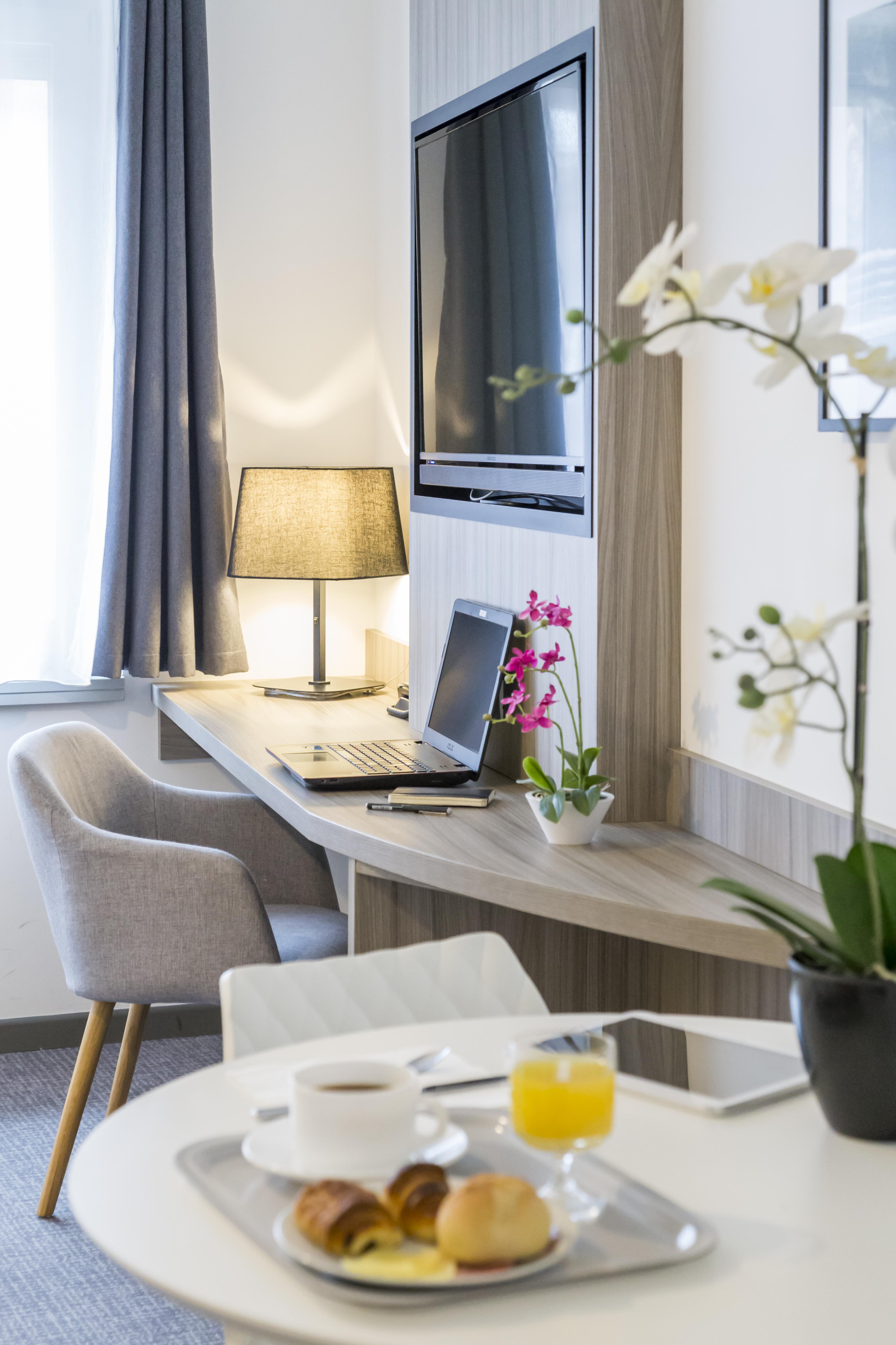Nemea Appart Hotel Elypseo Strasbourg Port Εξωτερικό φωτογραφία