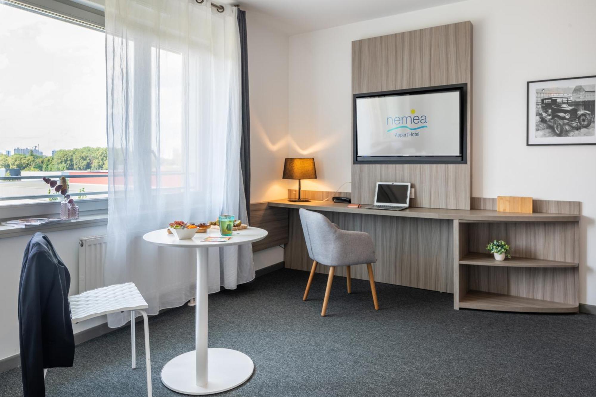 Nemea Appart Hotel Elypseo Strasbourg Port Εξωτερικό φωτογραφία