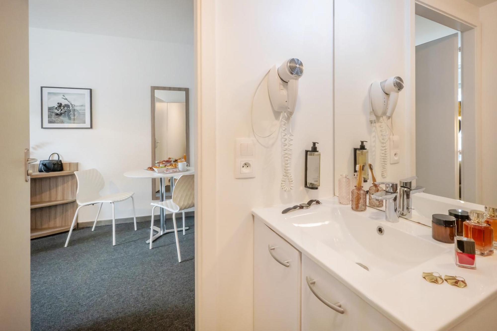 Nemea Appart Hotel Elypseo Strasbourg Port Εξωτερικό φωτογραφία